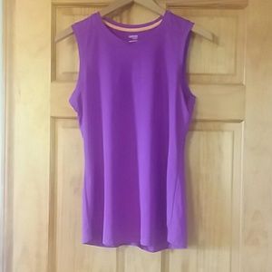 Danskin sleeveless shirt